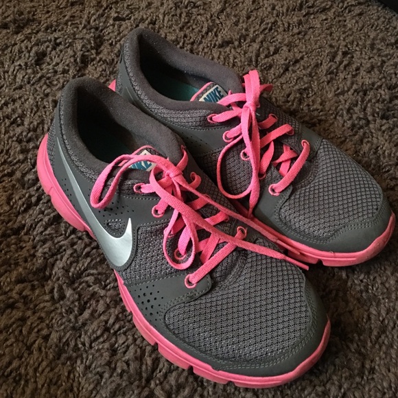 Nikes women's