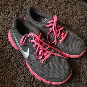 Nikes women's