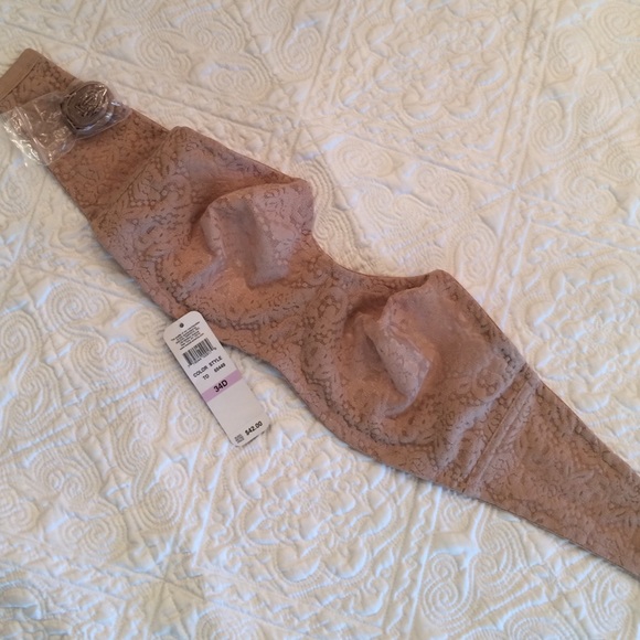 Strapless bra with detachable straps.