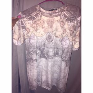 Atlas Unisex Forever 21 shirt