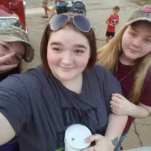 Meet your Posher, Toni