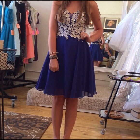 Homecoming dress size 4