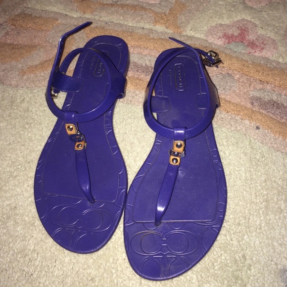 COACH flats!! Supper cute and for all occasions