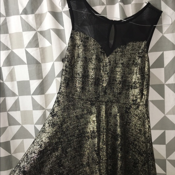 Beautiful Night dress - Picture 2 of 4