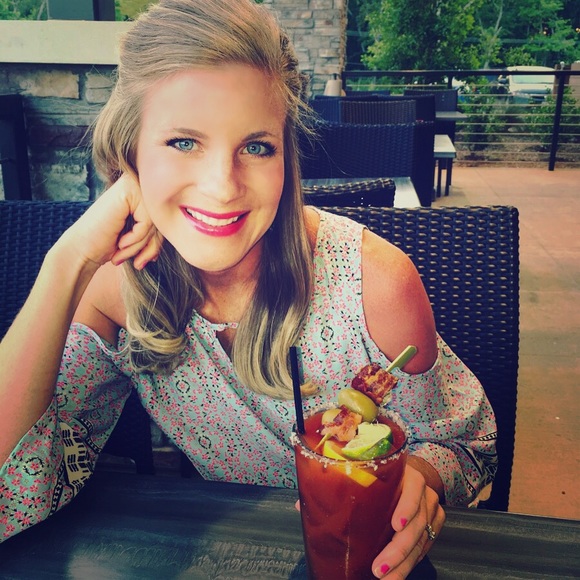 Meet your Posher, Marcy