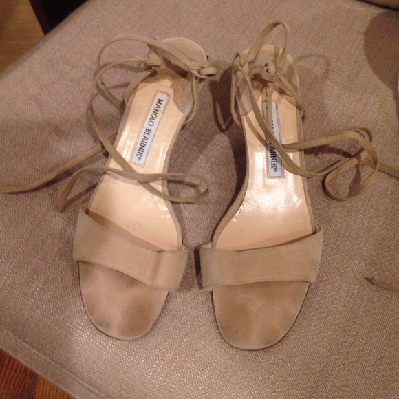 Manolo Blahnik tan suede strapped kitten heels