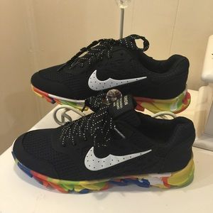 Black | Tiedye Sole Sneakers