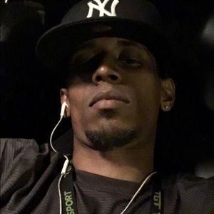 Meet your Posher, Aaron