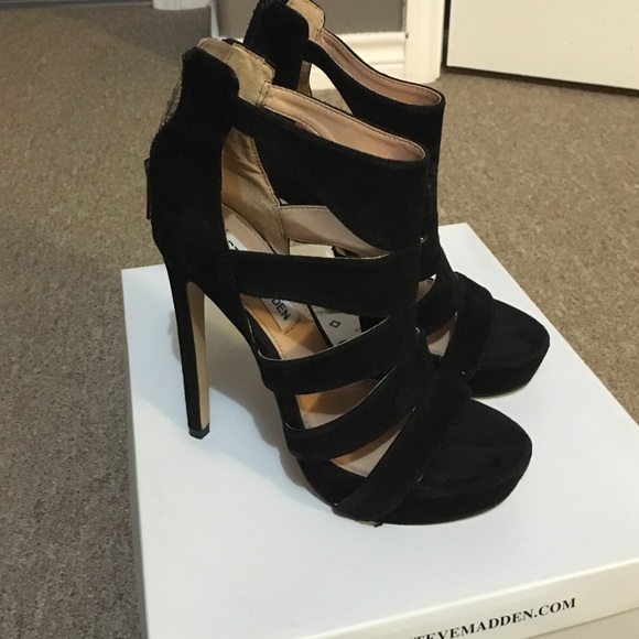Steve Madden Spycee black Suede Strappy Heels