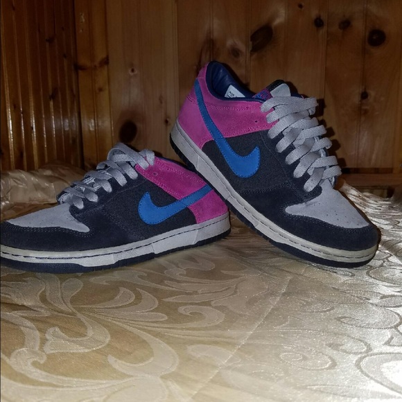 Nike dunks size 6 boys/7.5 women's