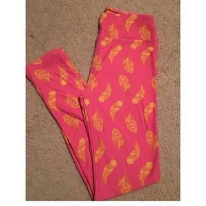 NWOT OS Lularoe Leggings