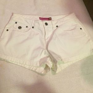 White high rise shorts