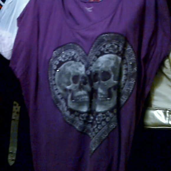 Lane Bryant Tops - Very cool skull, love shirt