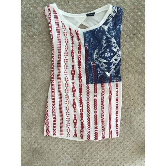 Tribal American flag open twist back tank top NWOT