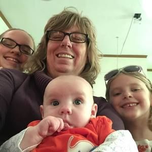 Meet your Posher, Candi