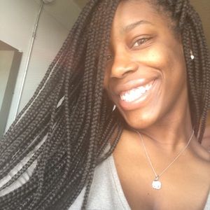 Meet your Posher, Malinda