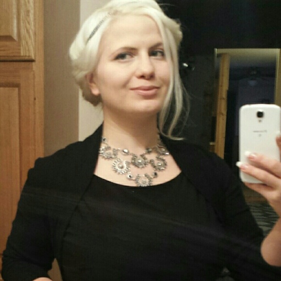 Meet your Posher, Kristina - Picture 3 of 5