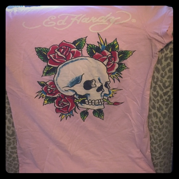 Ed Hardy Skull and Roses V-Neck Tee