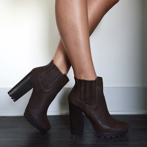 NEW Candie's Brown Leather Booties