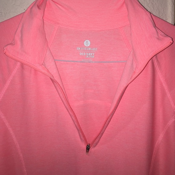 Pullover - Picture 2 of 3