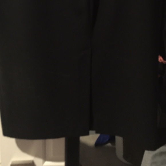 Black pencil skirt - Picture 3 of 3