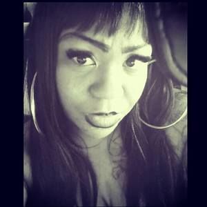 Meet your Posher, Tia