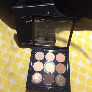 MAC COSMETICS EYE SHADOW PALETTE