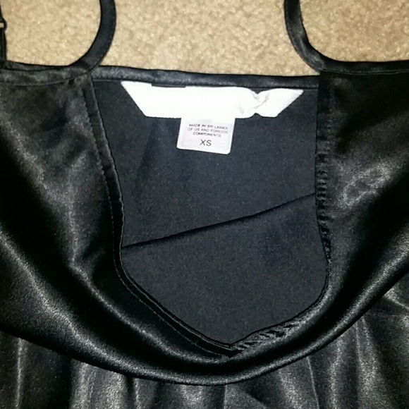 Victorias Secret lace tie up sides nite gown nwt - Picture 4 of 4