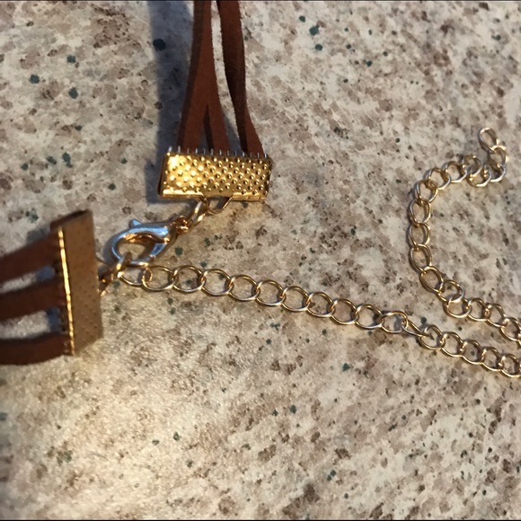 Price drop!! Triple Layer Choker!! New!! - Picture 2 of 2