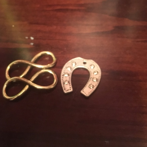 Assorted pendant/charms - Picture 4 of 4