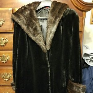Ladies Hoodee Faux Fur Coat