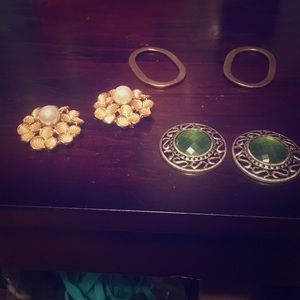 Assorted charms/pendants