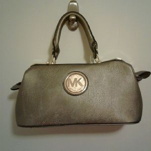 Purse brand new
