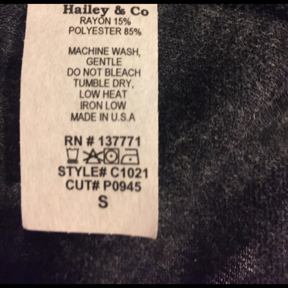 LAST 1! Medium Knit Cardigan with pockets Black - Picture 3 of 3