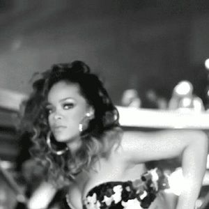 Meet your Posher, Mayra