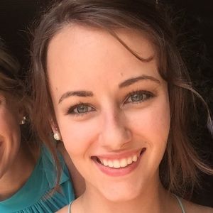 Meet your Posher, Abigail