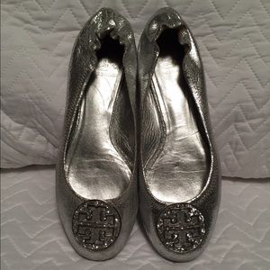 Tory Burch silver flats size 8 1/2
