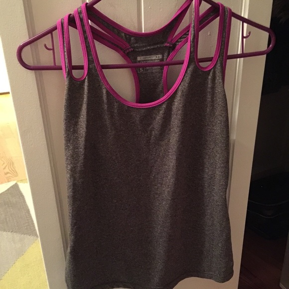 Layer 8 workout top barely worn