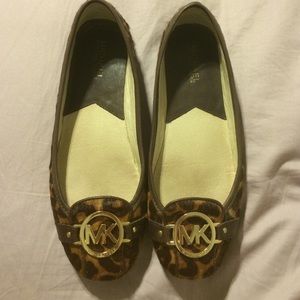 Michael Kors Fulton animal print Moc size 8.5