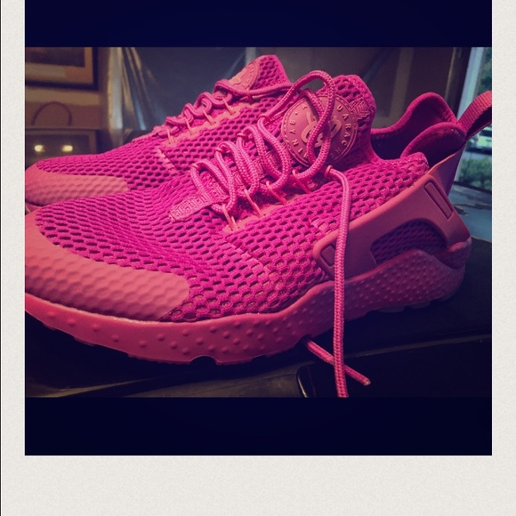 New w/o box...Nike Air Run Huarches size 7.5 $100 - Picture 2 of 3