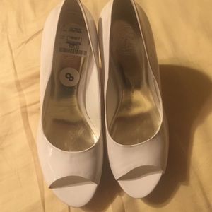 Jessica Simpson wedges