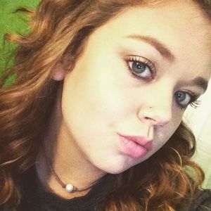 Meet your Posher, Maegan