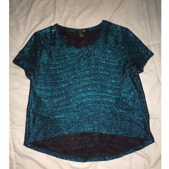 Shiny blue loose shirt
