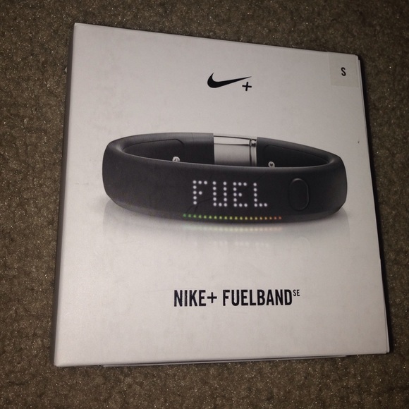 Brand new black Nike fuelband with silver clasp
