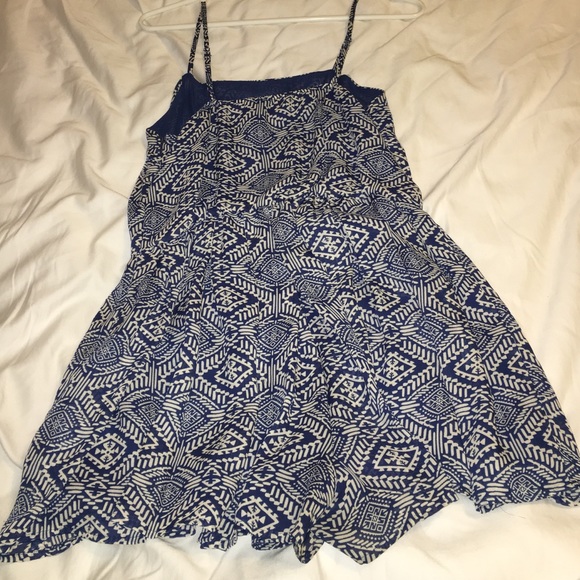 Cute romper - Picture 2 of 3