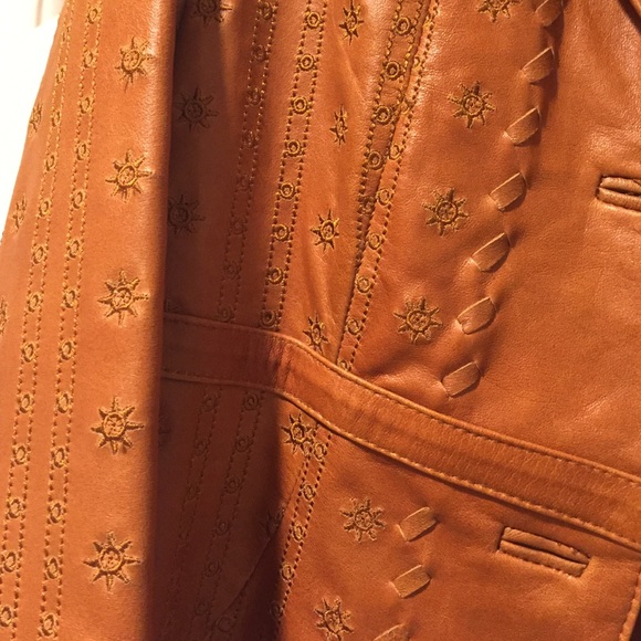 Jacket - Picture 2 of 2