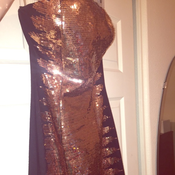 FINAL SALE!! Gold sequins party dress!!