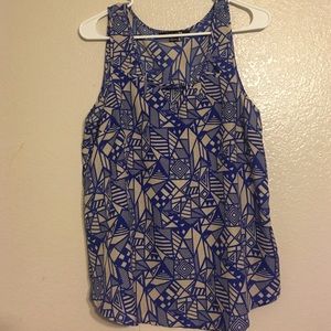 Pattern sleeveless top