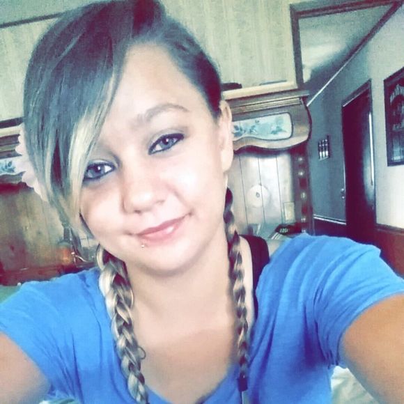 Meet your Posher, Andrea