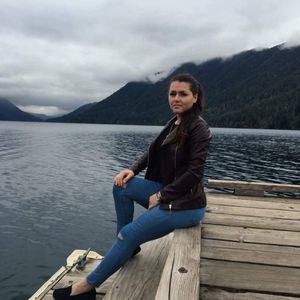 Meet your Posher, Mihaela